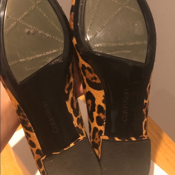 CALVIN KLEIN FLATS EXCELLENT CONDITION NO SCUFFS - Picture 6 of 6